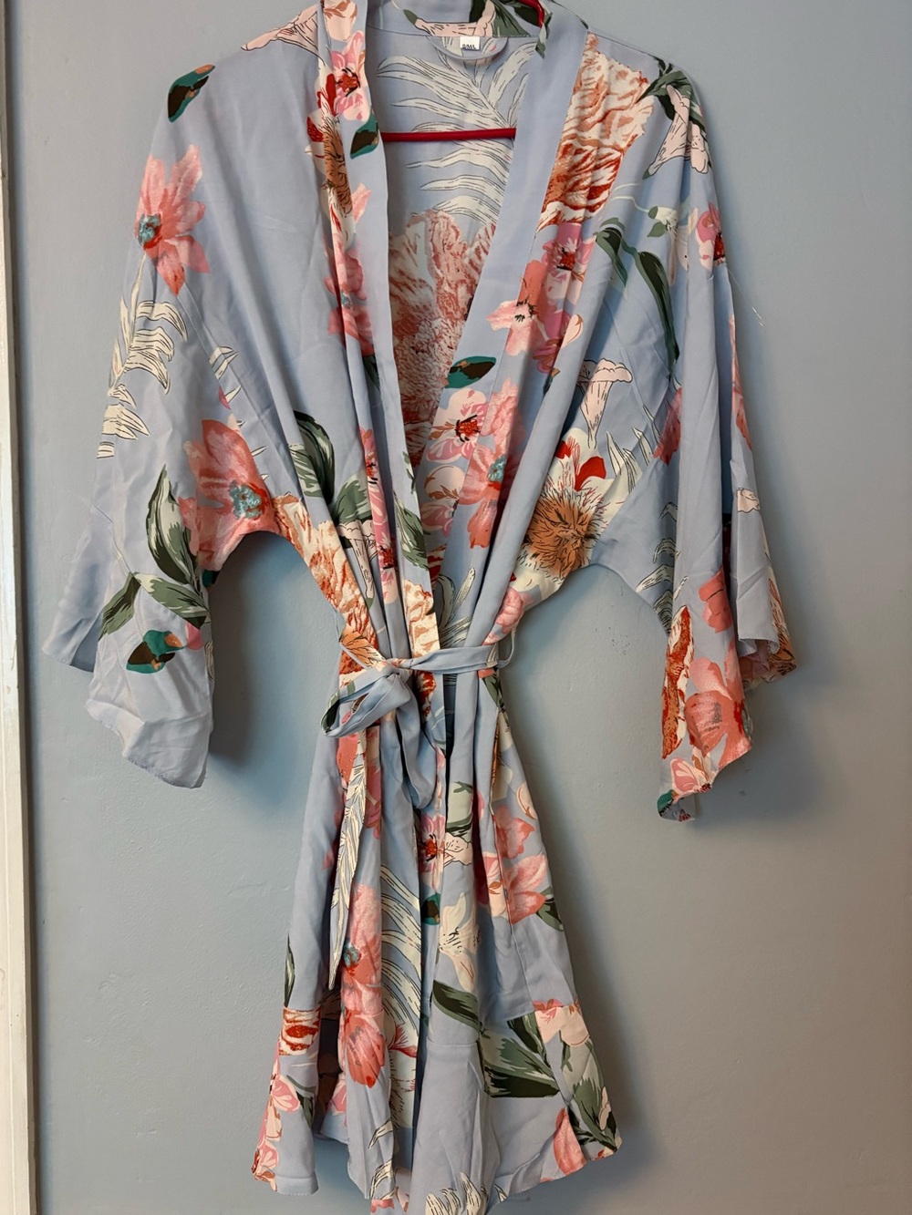 NWOT Floral Rayon Light Blue Floral Kimono/Robe  with Belt